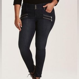 Torrid Multi-Zip Jegging - Premium Stretch Medium Wash